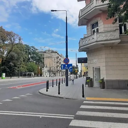 Apartamento Mansarda Ogrod Saski Centrum Csk Zwirki I Wigury *